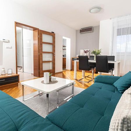 Апартаменти Apartman Via Casa Вінковці Екстер'єр фото